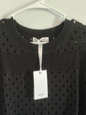 Nice NWT black sweater top